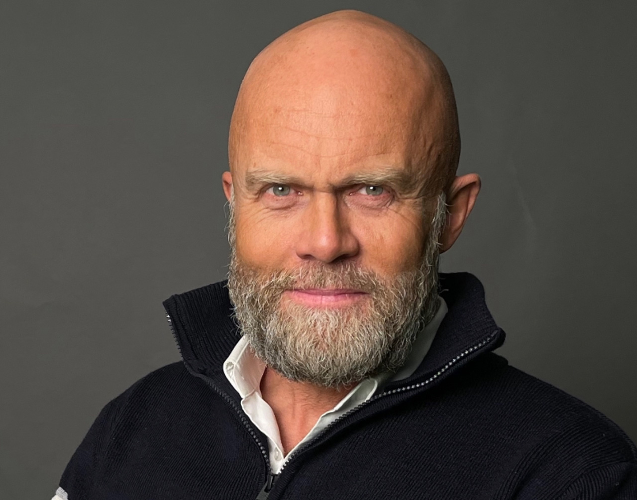 Erik Bertrand Larssen portrait